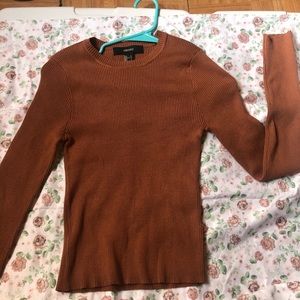 Ribbed long sleeve top